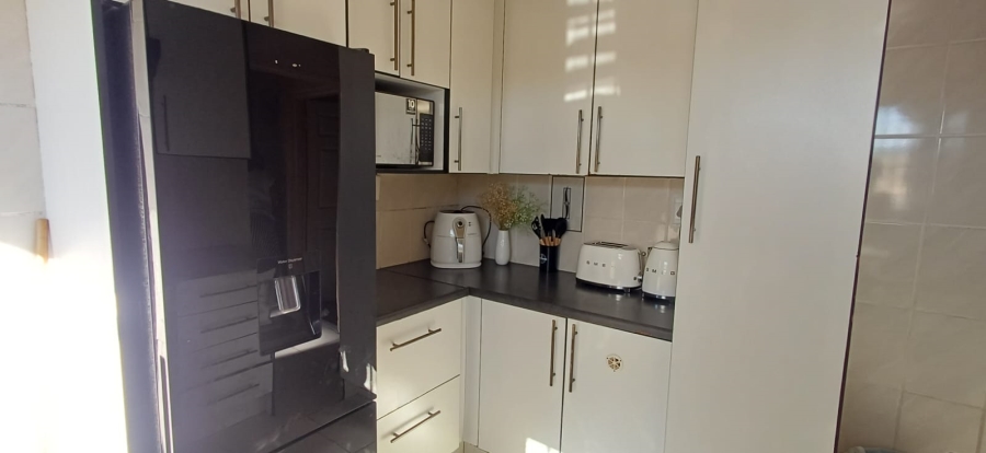 2 Bedroom Property for Sale in Mdantsane Nu 17 Eastern Cape